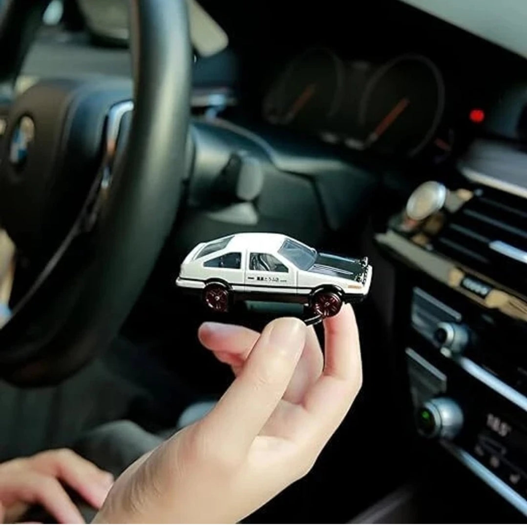 AE86 Miniature Drift Car Dashboard Ornament – 360° Spinning Fun Toy for Car Interior Decoration & Driving Entertainment