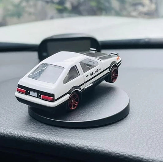 AE86 Miniature Drift Car Dashboard Ornament – 360° Spinning Fun Toy for Car Interior Decoration & Driving Entertainment